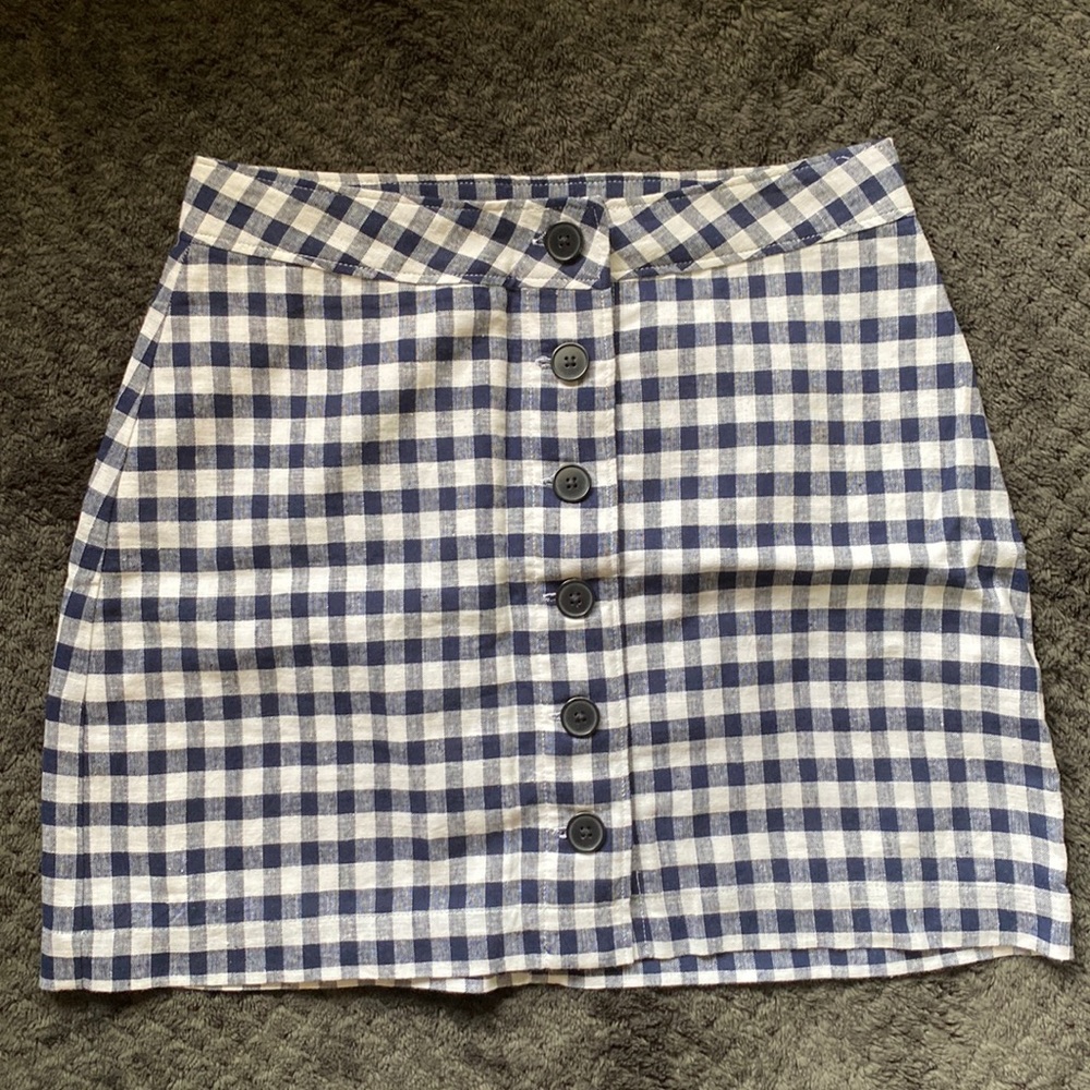 Aritzia Sunday Best button skirt